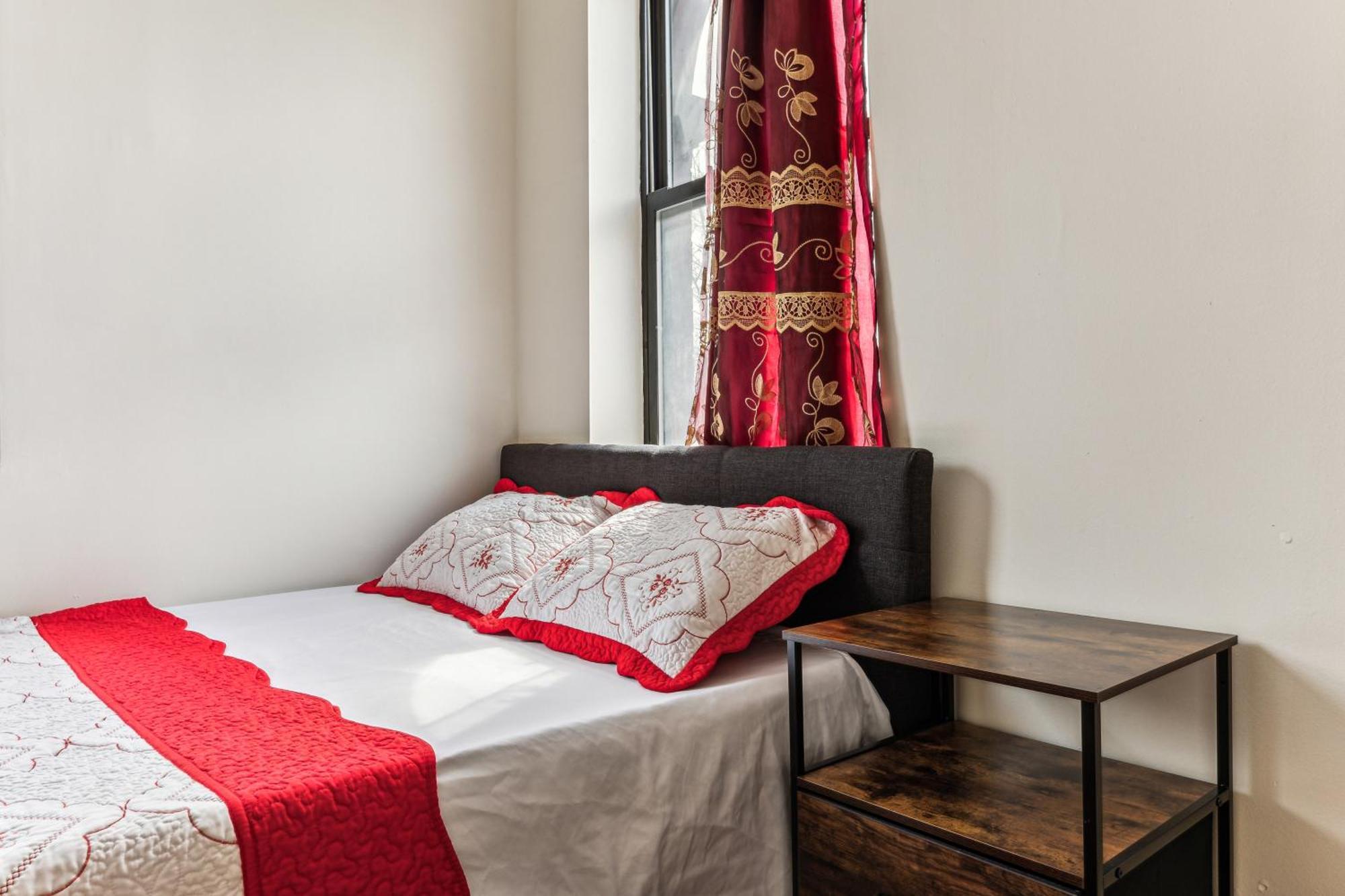 Empire Blvd Guest House Nueva York Exterior foto